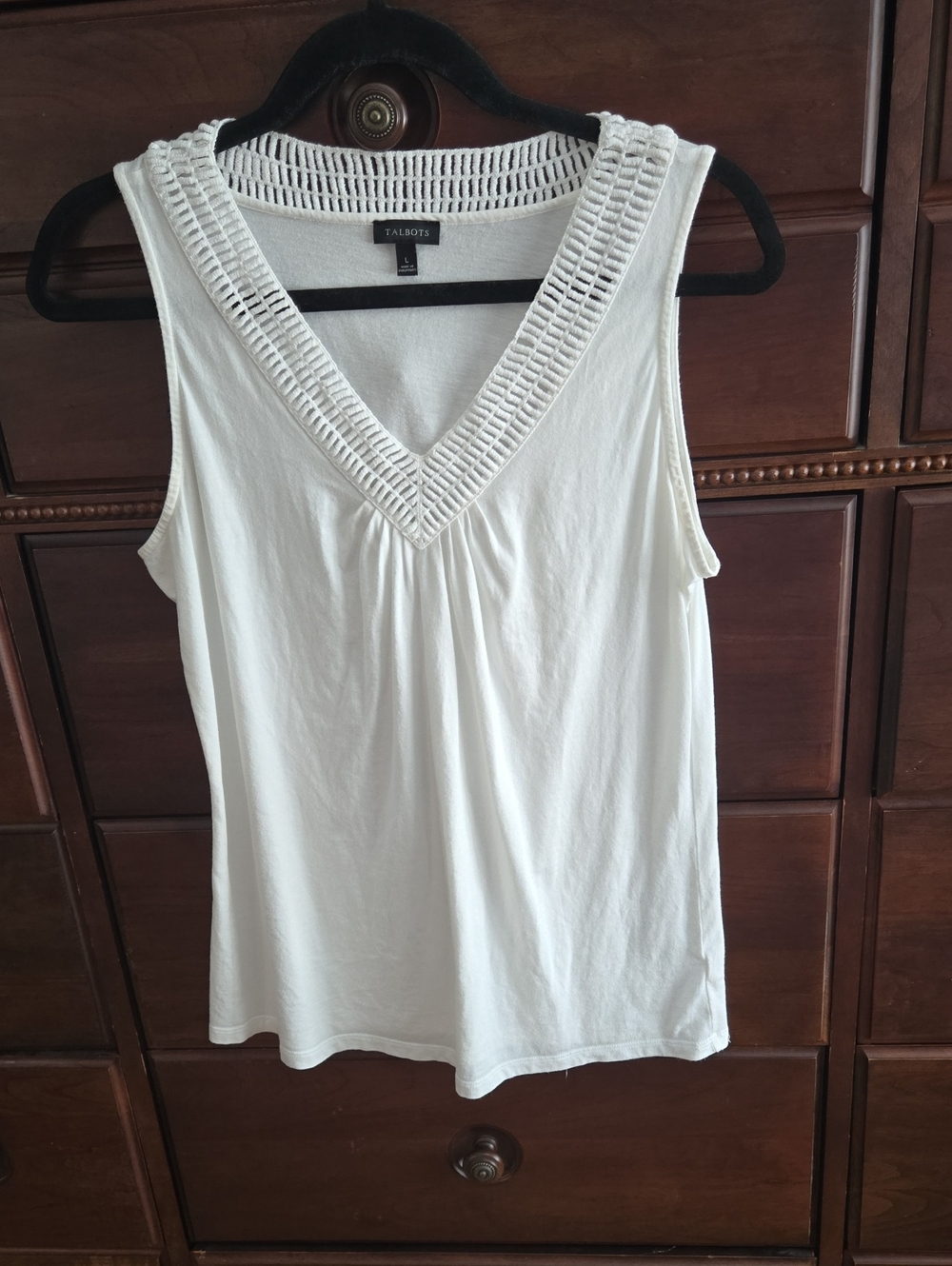 Talbots Sleeveless Vneck Top Size L White. Cotton and modal